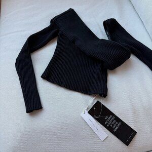 Are You Am I Deis Top | Off the shoulder Knit Top | NTG | Small